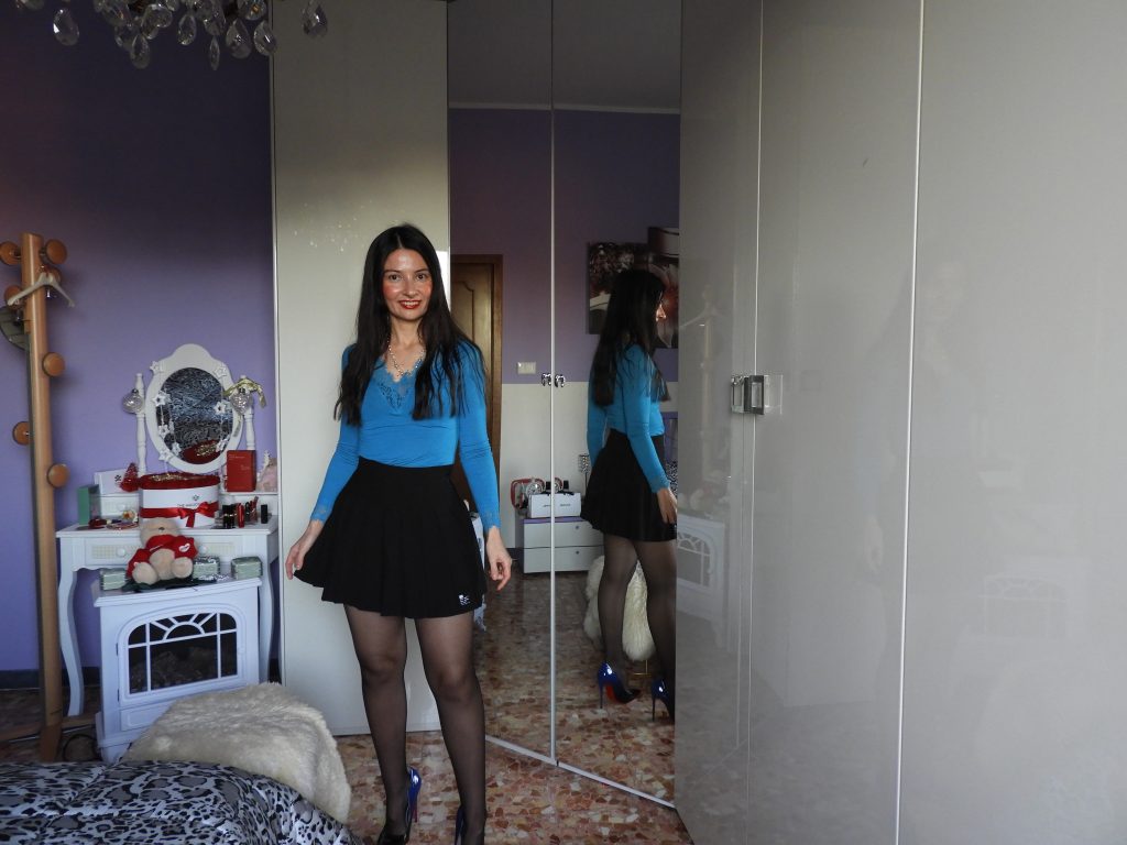 Wooti Tights Napoli Black Sheer Pantyhose Review by Diana